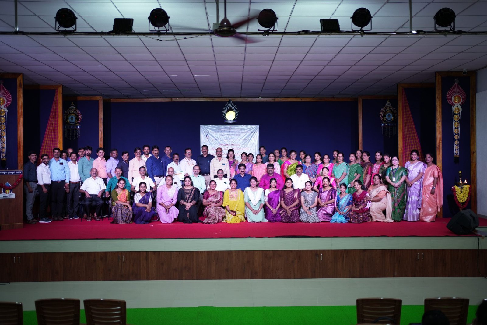 ಕ್ರಿಯೇಟಿವ್ ಕಾಲೇಜಿನಲ್ಲಿ ಅರ್ಥಶಾಸ್ತ್ರ ಕಾರ್ಯಾಗಾರ