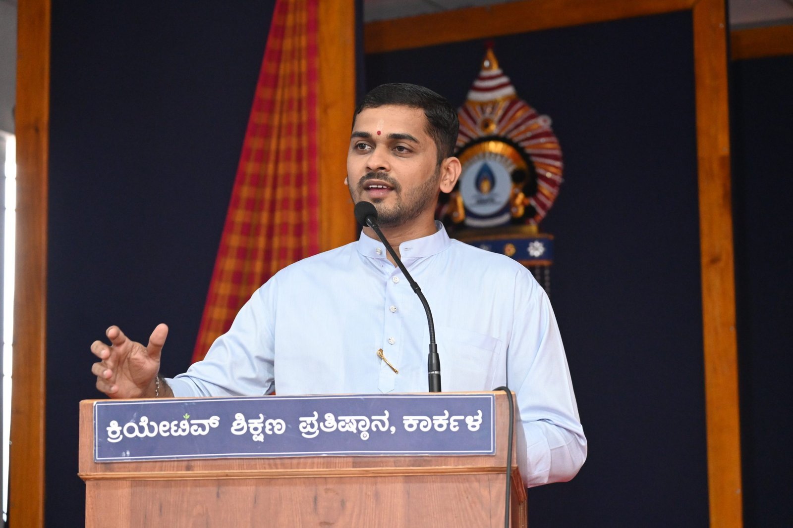 Creative Hosts Inspiring Talk on “Veerabhogya Vasundhara”